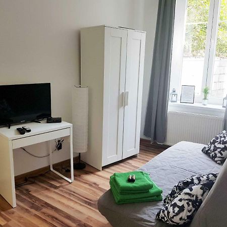 Apartament Nr 15 - 2 Pokoje Z Prywatnymi Lazienkami Centrum Poznan Exterior foto