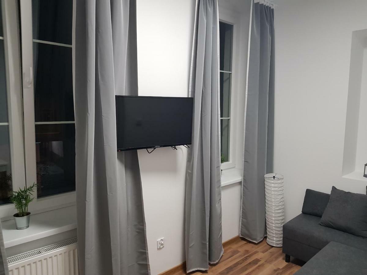 Apartament Nr 15 - 2 Pokoje Z Prywatnymi Lazienkami Centrum Poznan Exterior foto