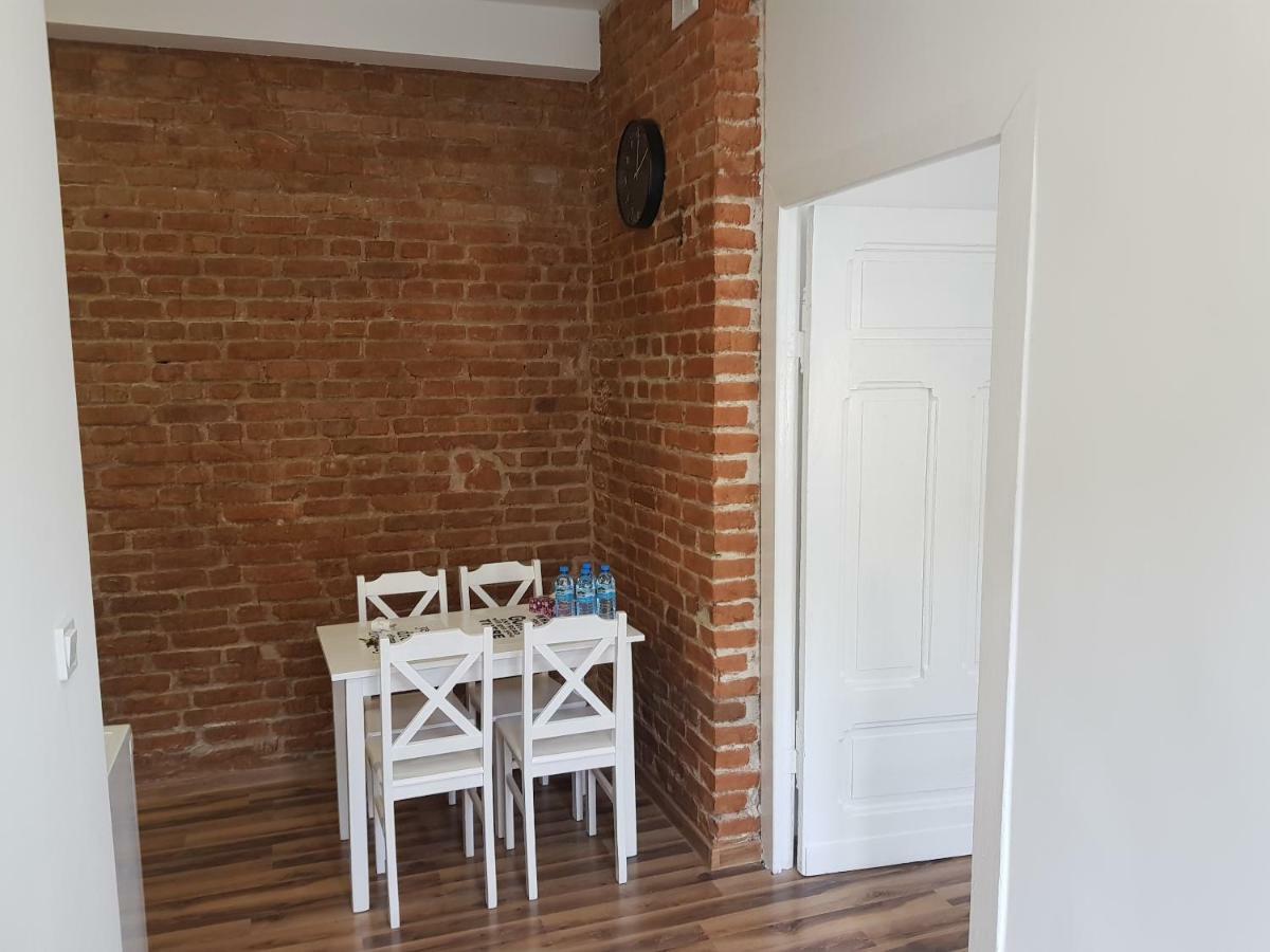 Apartament Nr 15 - 2 Pokoje Z Prywatnymi Lazienkami Centrum Poznan Exterior foto